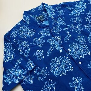 Eddie Bauer Hawaiian Shirt Men's Large‎ Short Sleeve Shirt with Camp Collar Blue